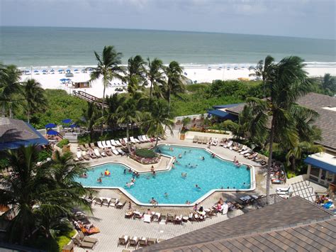 Hilton Marco Island Beach Resort 